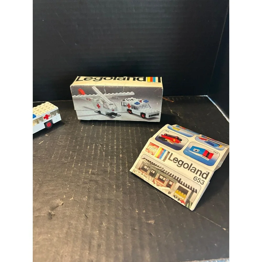 Vintage Lego 653 Rescue Units ambulance helicopter Legoland 653-1 Orig Box